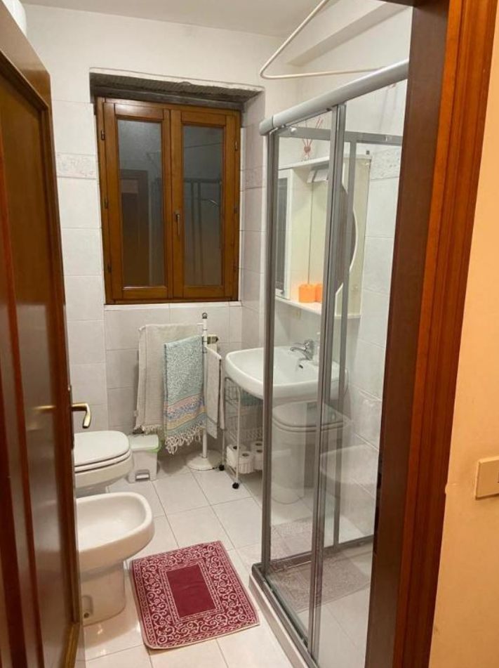 Bagno con doccia